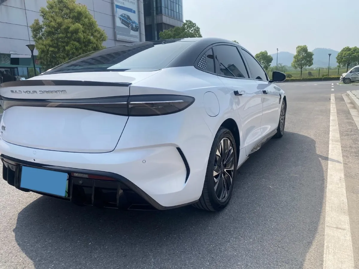 2022 MAXUS DaJia 5 BEV 70KWH,autocango,china used car exporter,china ev exporter,chinese used car exporter,chinese used ev exporter