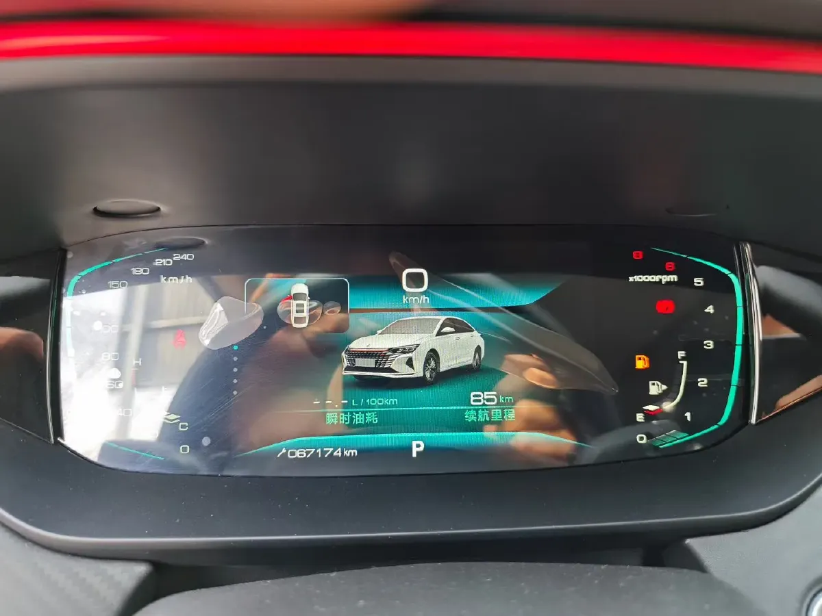 2021 DongFeng Aeolus YiXuan MAX 1.5T 190HP L4 7DCT,autocango,china used car exporter,china ev exporter,chinese used car exporter,chinese used ev exporter