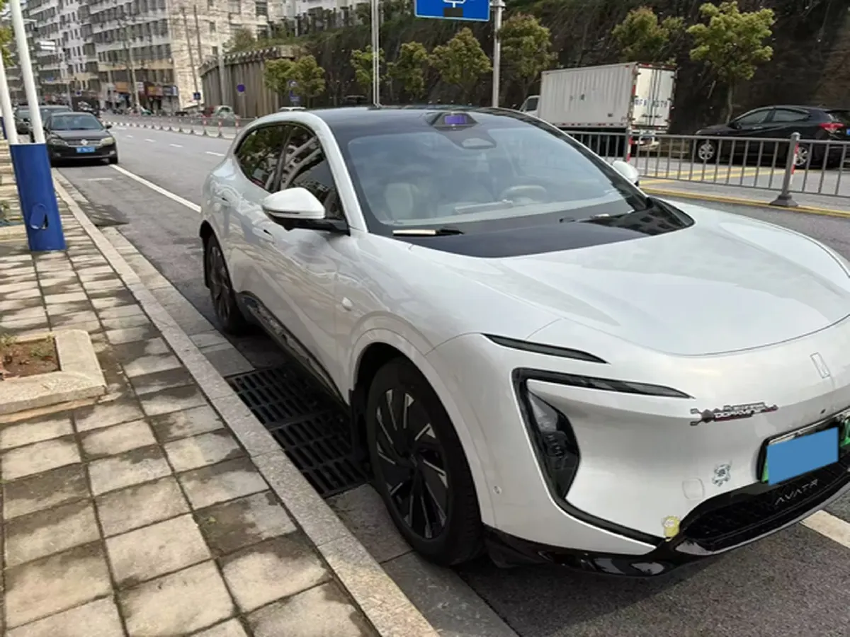 2024 Avatr 07 1.5T 156HP L4 REEV 39.05KWH,autocango,china used car exporter,china ev exporter,chinese used car exporter,chinese used ev exporter