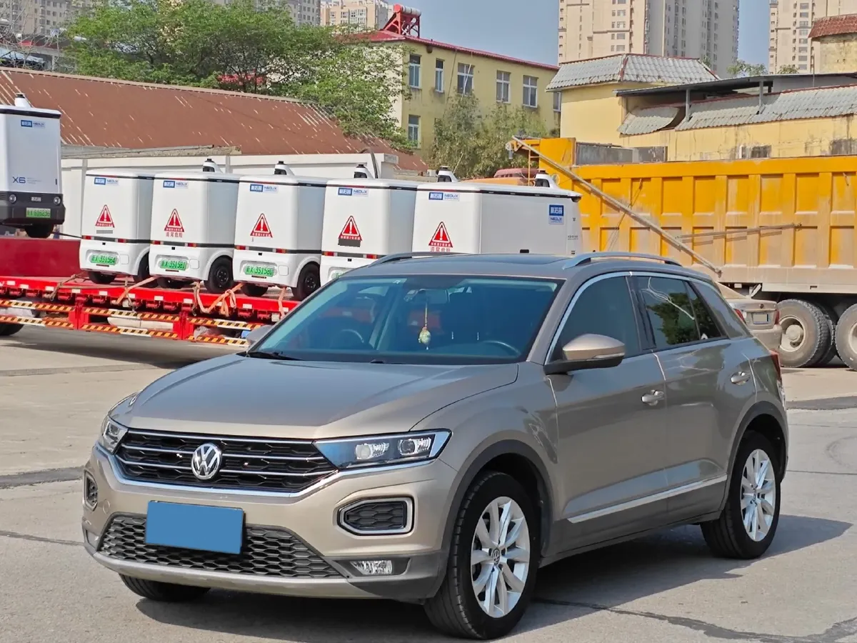 2019 Volkswagen T-Roc 1.4T 150HP L4 7DCT,autocango,china used car exporter,china ev exporter,chinese used car exporter,chinese used ev exporter