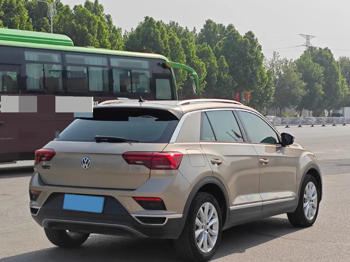 2019 Volkswagen T-Roc 1.4T 150HP L4 7DCT,autocango,china used car exporter,china ev exporter,chinese used car exporter,chinese used ev exporter