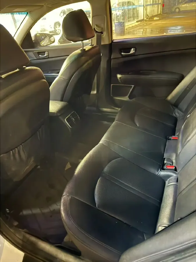 2017 Kia K5 2.0L 161HP L4 6AT,autocango,china used car exporter,china ev exporter,chinese used car exporter,chinese used ev exporter