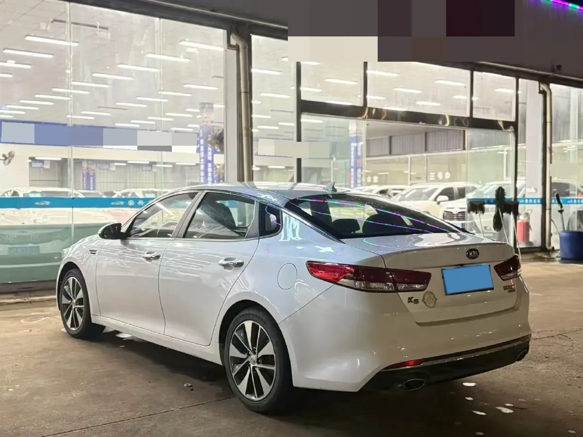 2017 Kia K5 2.0L 161HP L4 6AT,autocango,china used car exporter,china ev exporter,chinese used car exporter,chinese used ev exporter