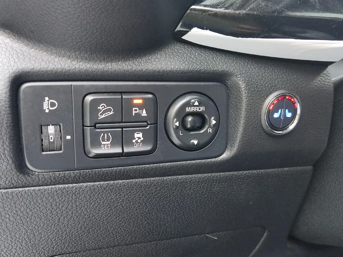 2021 Kia KX1 1.4L 100HP L4 6AT,autocango,china used car exporter,china ev exporter,chinese used car exporter,chinese used ev exporter