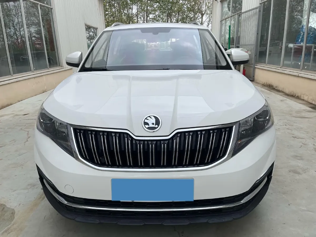 2020 Skoda Kamiq 1.5L 112HP L4 6AT,autocango,china used car exporter,china ev exporter,chinese used car exporter,chinese used ev exporter