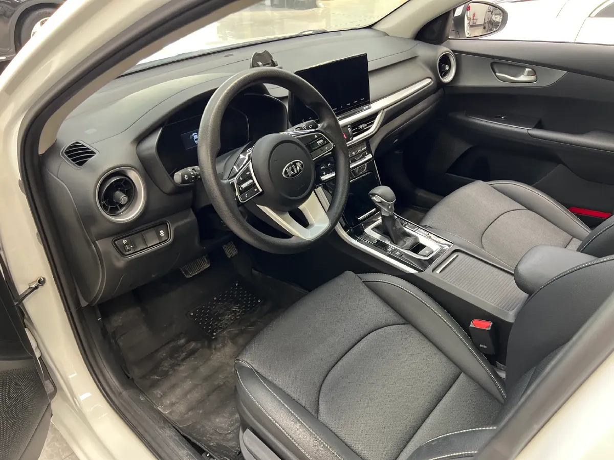 2021 Kia K3 1.5L 115HP L4 CVT,autocango,china used car exporter,china ev exporter,chinese used car exporter,chinese used ev exporter