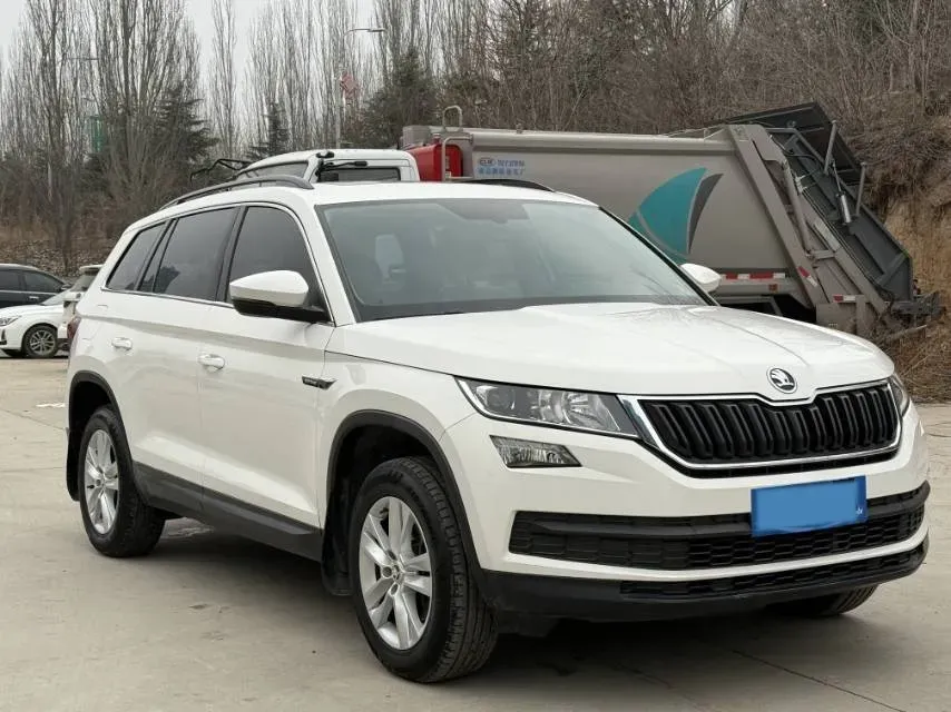 2019 Buick EnvisionPlus 1.5T 169HP L4 7DCT,autocango,china used car exporter,china ev exporter,chinese used car exporter,chinese used ev exporter