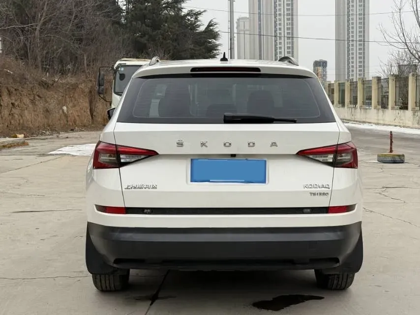 2019 Buick EnvisionPlus 1.5T 169HP L4 7DCT,autocango,china used car exporter,china ev exporter,chinese used car exporter,chinese used ev exporter