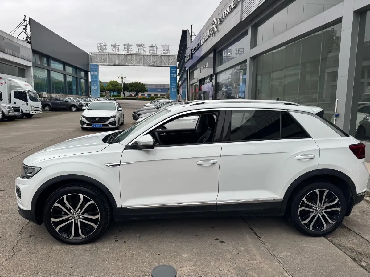 2018 Borgward BX7 2.0T 224HP L4 6AT,autocango,china used car exporter,china ev exporter,chinese used car exporter,chinese used ev exporter