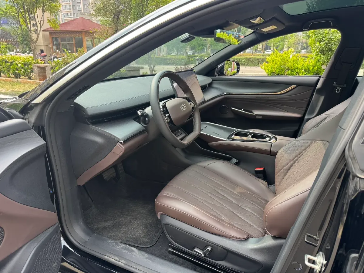 2025 ChangAn QiYuan A07 REEV 98HP REEV 28.4KWH,autocango,china used car exporter,china ev exporter,chinese used car exporter,chinese used ev exporter