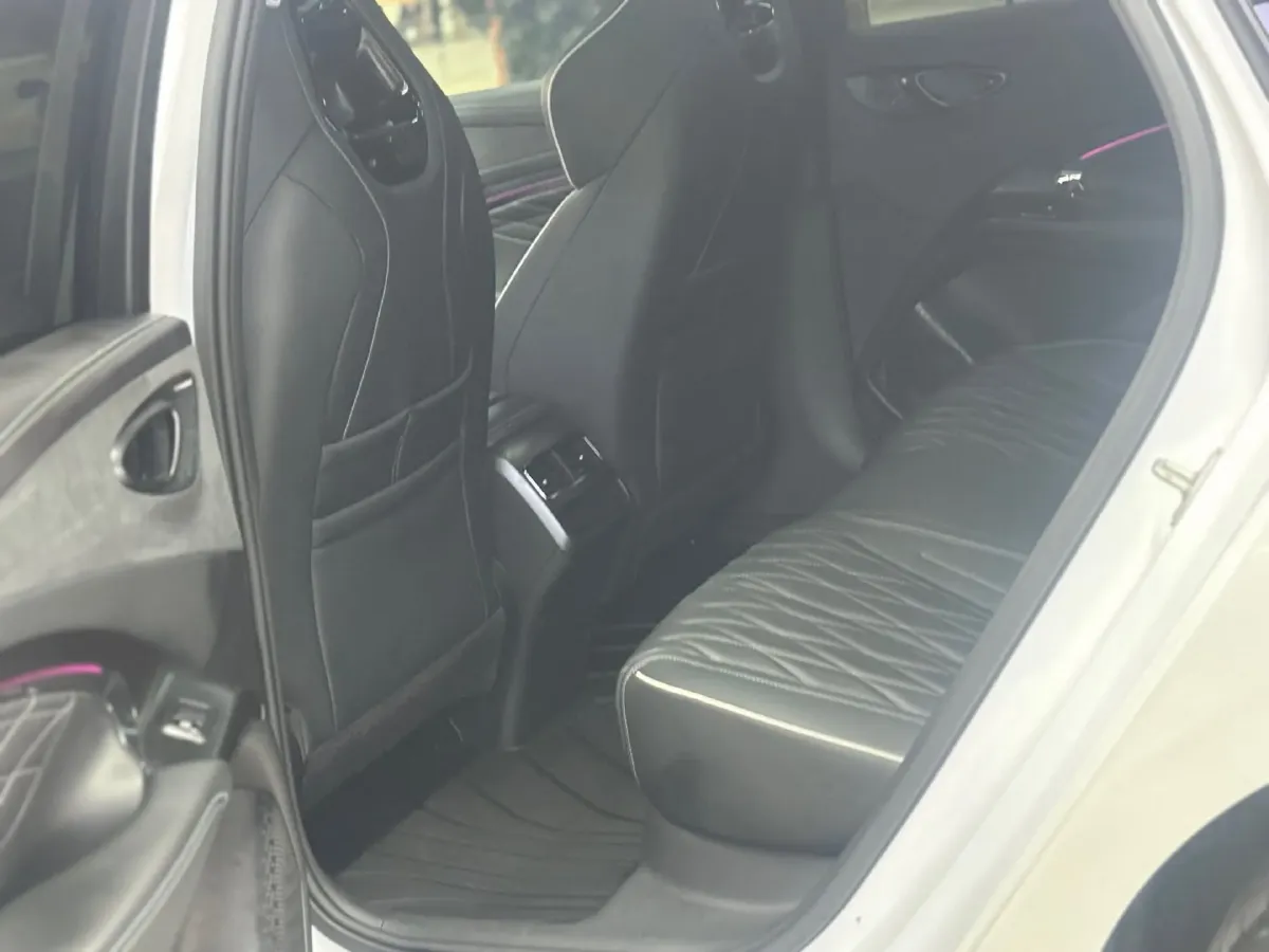 2023 BYD Seal BEV 61.4KWH,autocango,china used car exporter,china ev exporter,chinese used car exporter,chinese used ev exporter