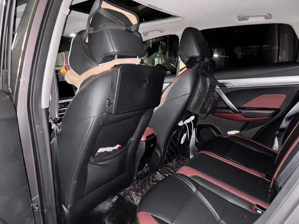 2021 Geely Coolray 1.4T 141HP L4 6DCT,autocango,china used car exporter,china ev exporter,chinese used car exporter,chinese used ev exporter