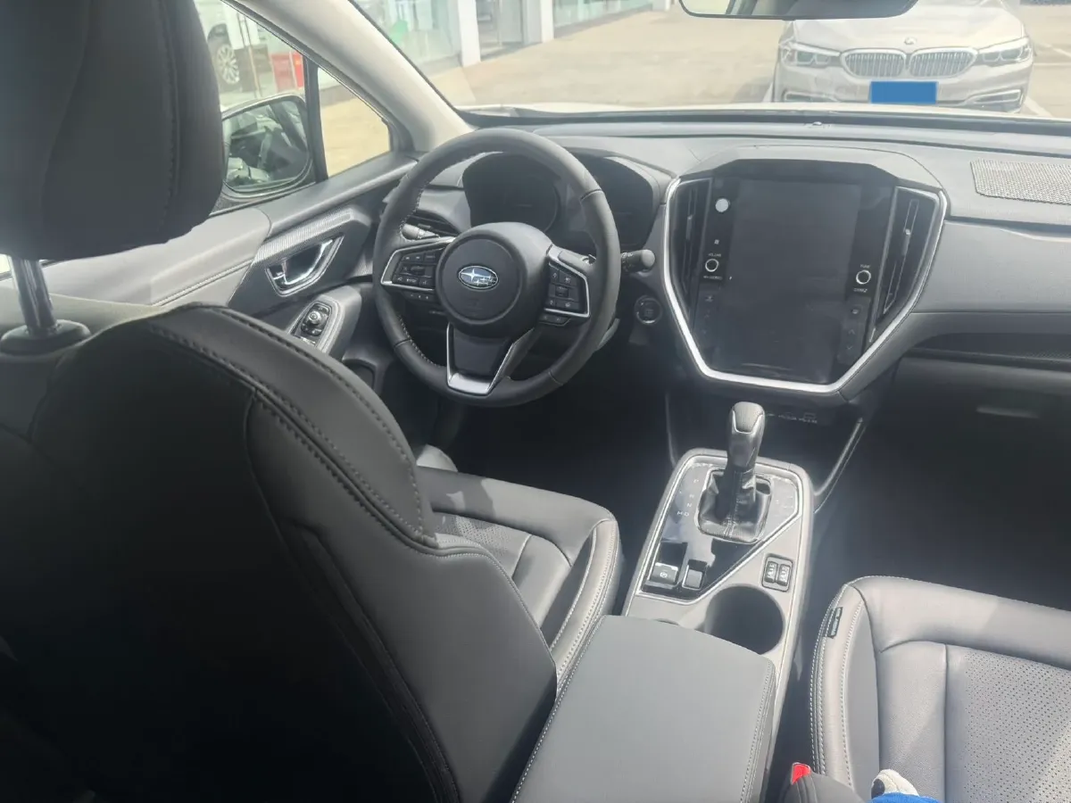 2024 Subaru Crosstrek 2.5L 169HP H4 CVT,autocango,china used car exporter,china ev exporter,chinese used car exporter,chinese used ev exporter