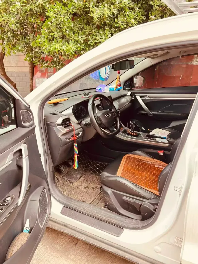 2020 Geely Coolray 1.4T 141HP L4 6MT,autocango,china used car exporter,china ev exporter,chinese used car exporter,chinese used ev exporter