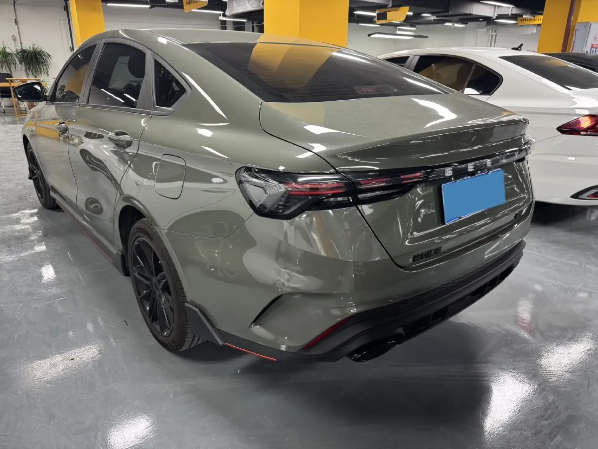 2022 Geely Binray 1.5T 181HP L4 7DCT,autocango,china used car exporter,china ev exporter,chinese used car exporter,chinese used ev exporter