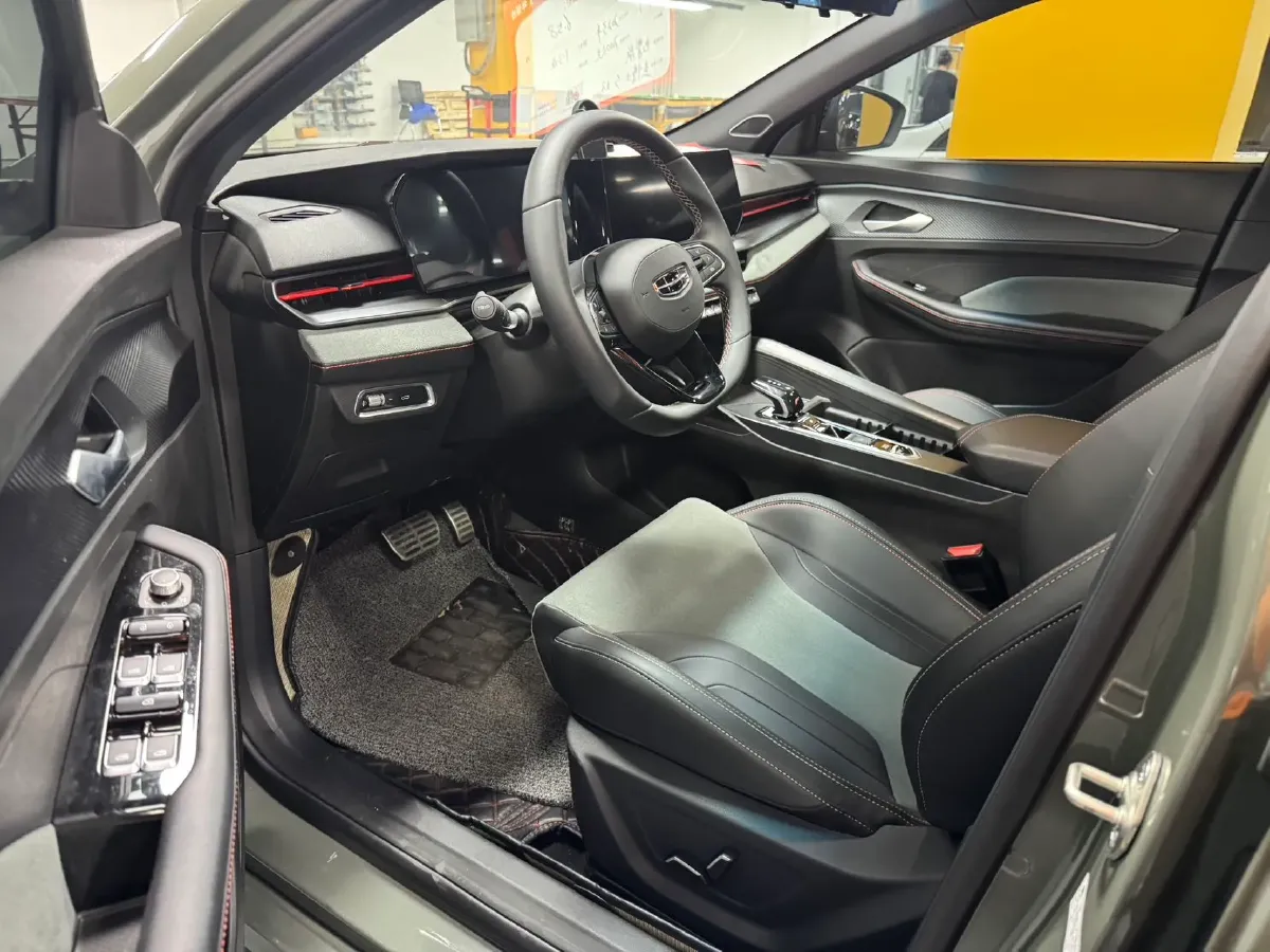 2022 Geely Binray 1.5T 181HP L4 7DCT,autocango,china used car exporter,china ev exporter,chinese used car exporter,chinese used ev exporter