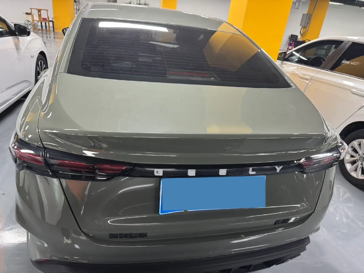 2022 Geely Binray 1.5T 181HP L4 7DCT,autocango,china used car exporter,china ev exporter,chinese used car exporter,chinese used ev exporter