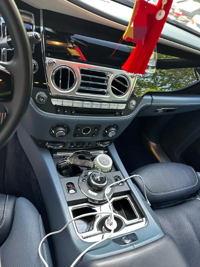 2015 Rolls-Royce Ghost 6.6T 571HP V12 8AT,autocango,china used car exporter,china ev exporter,chinese used car exporter,chinese used ev exporter