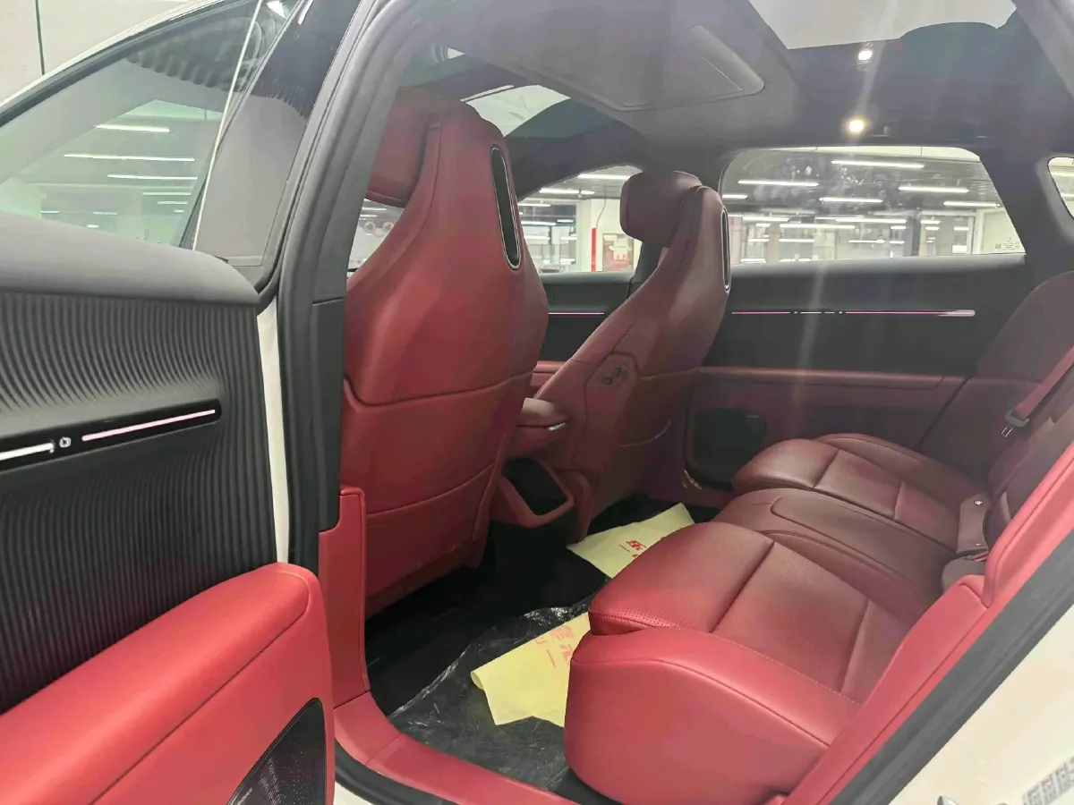 2025 Avatr 12 BEV 94.53KWH,autocango,china used car exporter,china ev exporter,chinese used car exporter,chinese used ev exporter