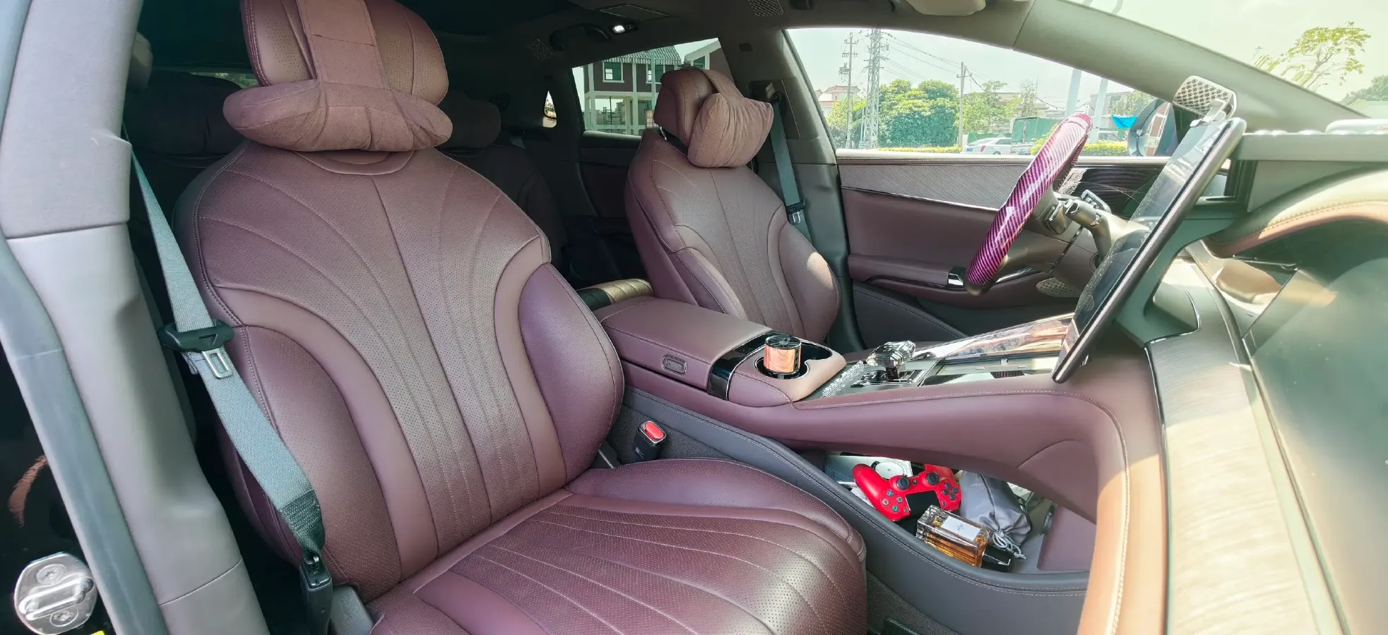 2024 Denza DenzaZ9GT 2.0T 207HP L4 E-CVT PHEV 38.5KWH,autocango,china used car exporter,china ev exporter,chinese used car exporter,chinese used ev exporter