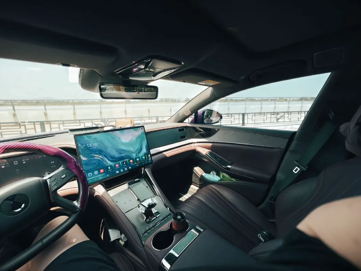 2024 Denza DenzaZ9GT 2.0T 207HP L4 E-CVT PHEV 38.5KWH,autocango,china used car exporter,china ev exporter,chinese used car exporter,chinese used ev exporter