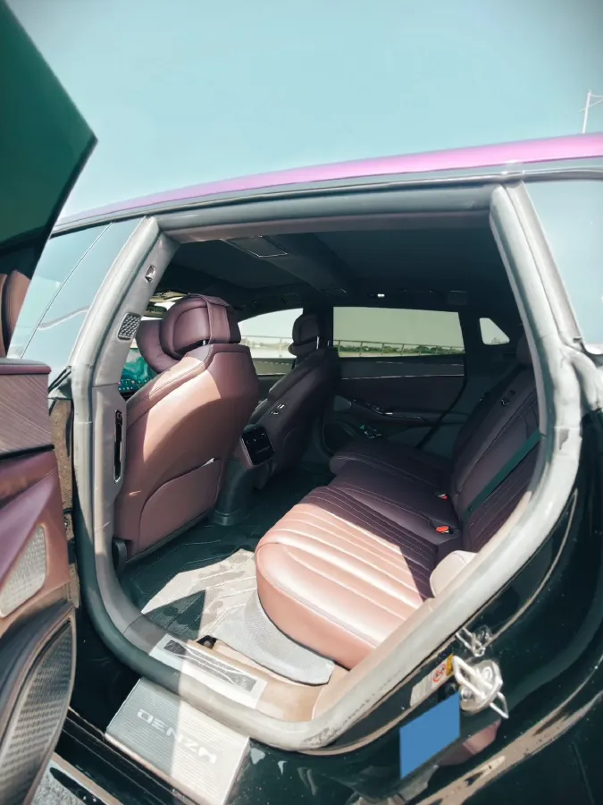 2024 Denza DenzaZ9GT 2.0T 207HP L4 E-CVT PHEV 38.5KWH,autocango,china used car exporter,china ev exporter,chinese used car exporter,chinese used ev exporter