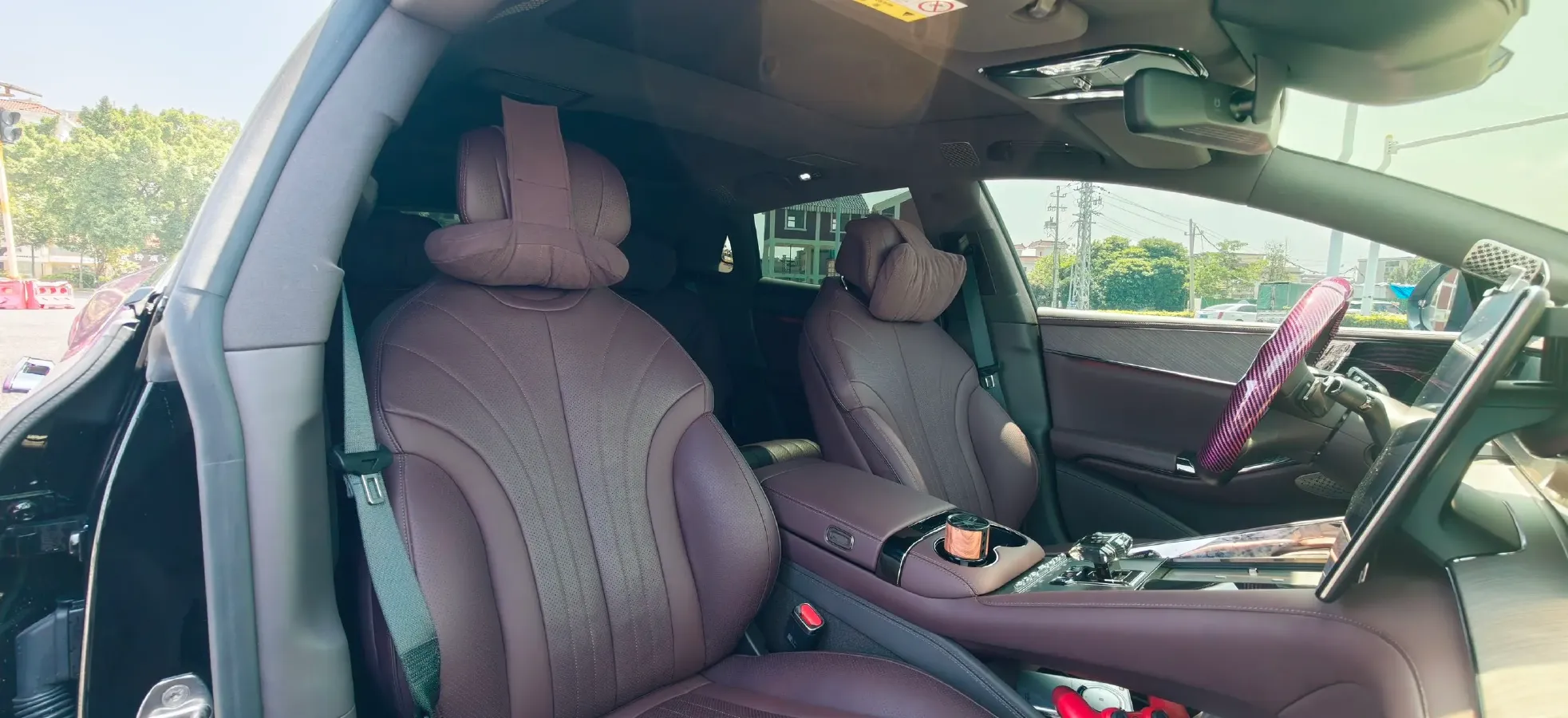 2024 Denza DenzaZ9GT 2.0T 207HP L4 E-CVT PHEV 38.5KWH,autocango,china used car exporter,china ev exporter,chinese used car exporter,chinese used ev exporter