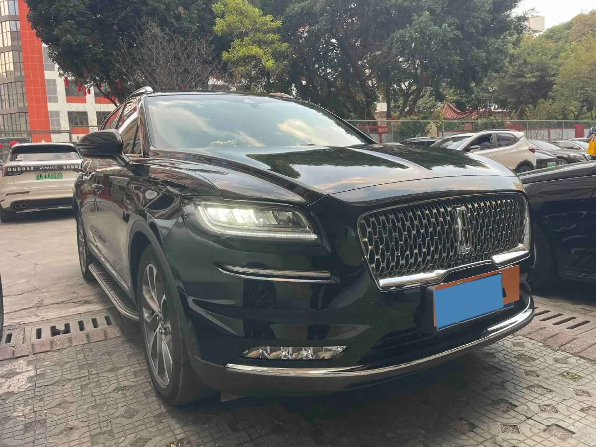 2021 Lincoln Nautilus 2.0T 245HP L4 8AT,autocango,china used car exporter,china ev exporter,chinese used car exporter,chinese used ev exporter