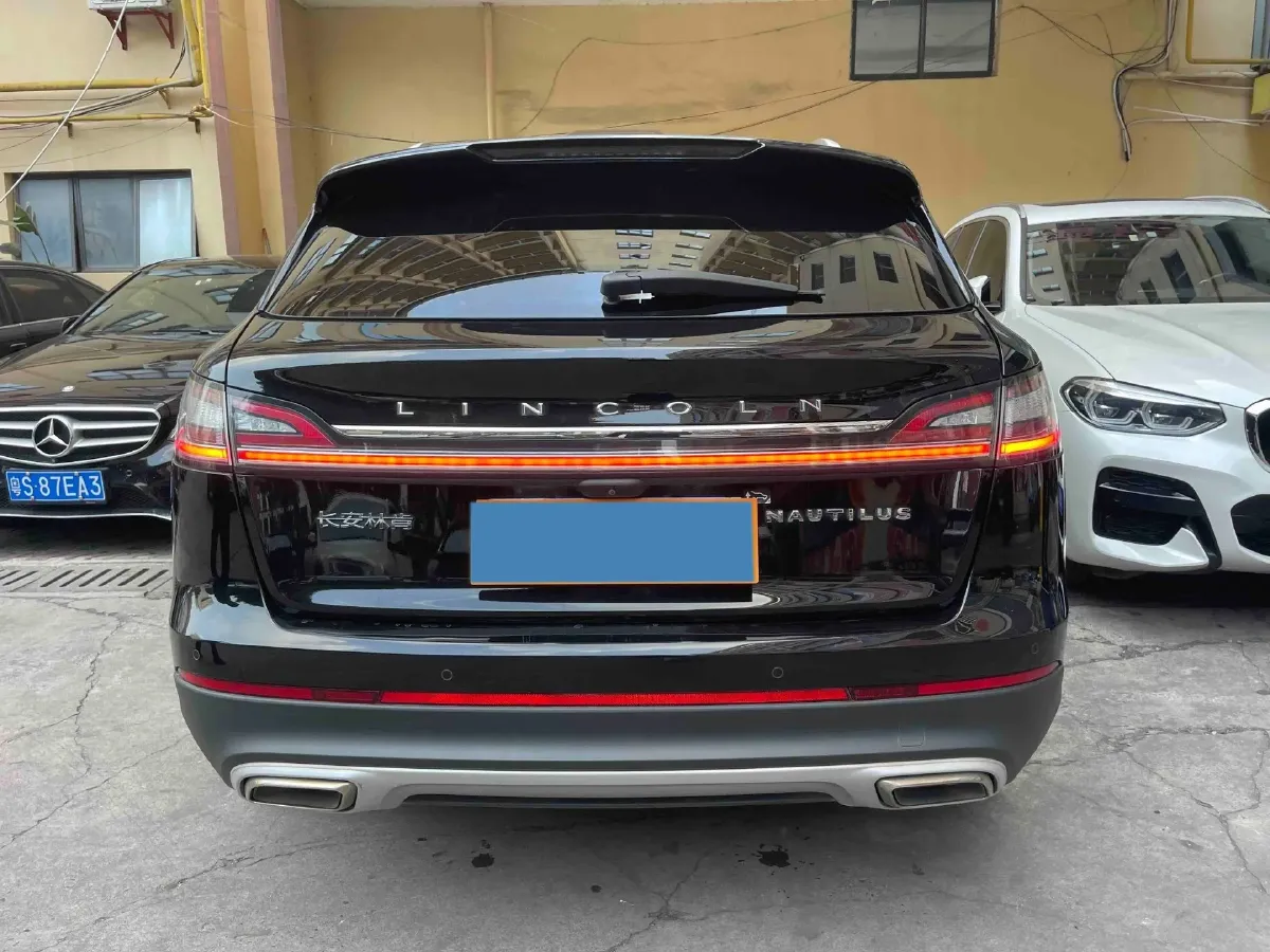 2021 Lincoln Nautilus 2.0T 245HP L4 8AT,autocango,china used car exporter,china ev exporter,chinese used car exporter,chinese used ev exporter