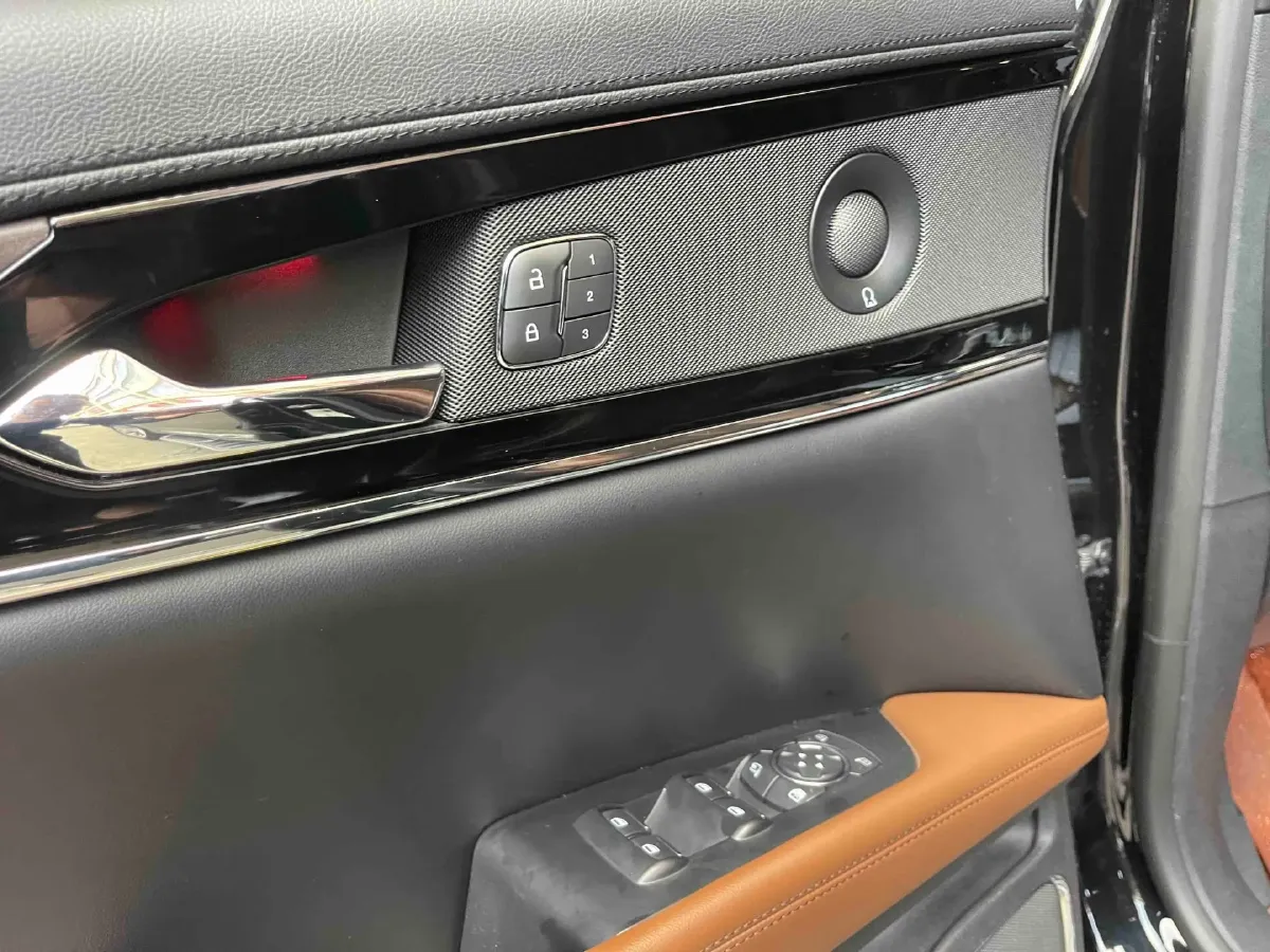 2021 Lincoln Nautilus 2.0T 245HP L4 8AT,autocango,china used car exporter,china ev exporter,chinese used car exporter,chinese used ev exporter