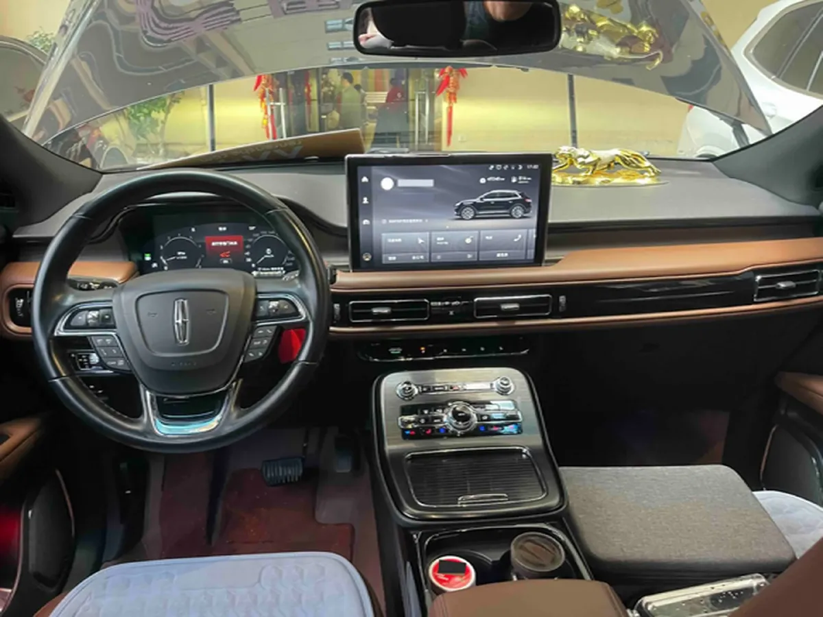 2021 Lincoln Nautilus 2.0T 245HP L4 8AT,autocango,china used car exporter,china ev exporter,chinese used car exporter,chinese used ev exporter