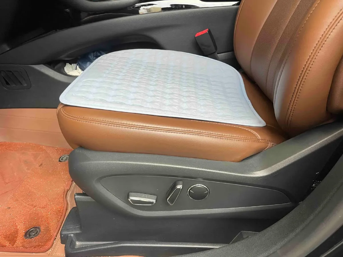 2021 Lincoln Nautilus 2.0T 245HP L4 8AT,autocango,china used car exporter,china ev exporter,chinese used car exporter,chinese used ev exporter