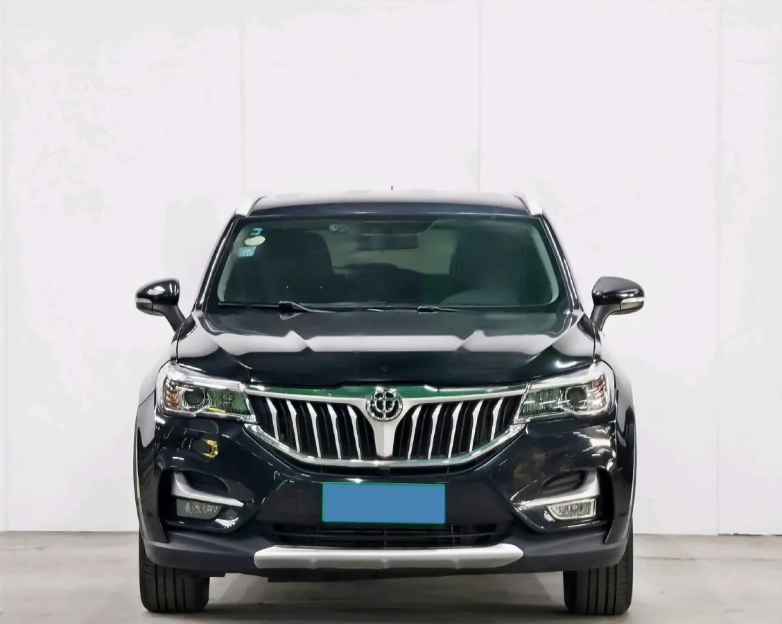 2018 Brilliance Auto V6 1.5T 150HP L4 7DCT,autocango,china used car exporter,china ev exporter,chinese used car exporter,chinese used ev exporter