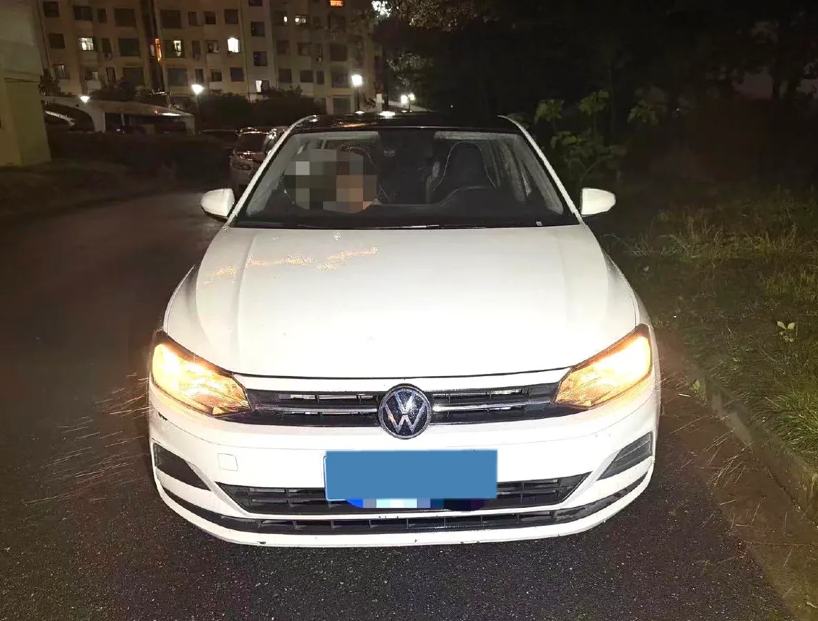 2023 Volkswagen Polo 1.5L 113HP L4 6AT,autocango,china used car exporter,china ev exporter,chinese used car exporter,chinese used ev exporter