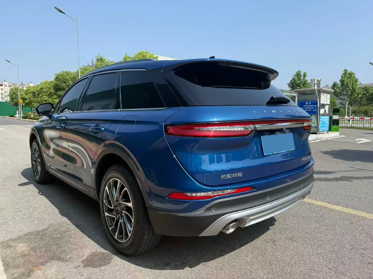 2021 Lincoln Corsair 2.0T 245HP L4 8AT,autocango,china used car exporter,china ev exporter,chinese used car exporter,chinese used ev exporter