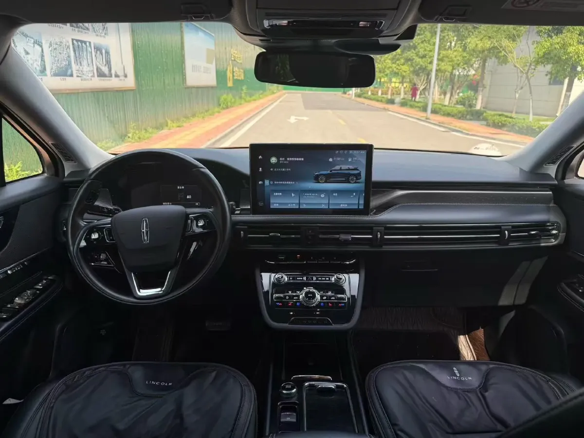 2021 Lincoln Corsair 2.0T 245HP L4 8AT,autocango,china used car exporter,china ev exporter,chinese used car exporter,chinese used ev exporter