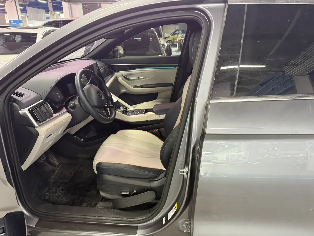 2021 Geely JiaJi 1.5T 177HP L3 7DCT PHEV 11.3KWH,autocango,china used car exporter,china ev exporter,chinese used car exporter,chinese used ev exporter