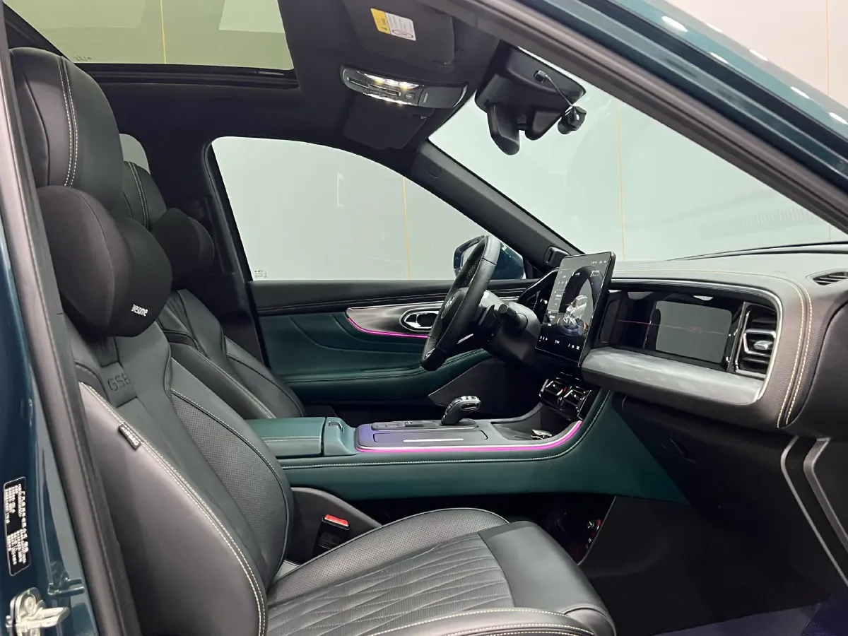 2022 GAC Trumpchi GS8 2.0T 252HP L4 8AT,autocango,china used car exporter,china ev exporter,chinese used car exporter,chinese used ev exporter