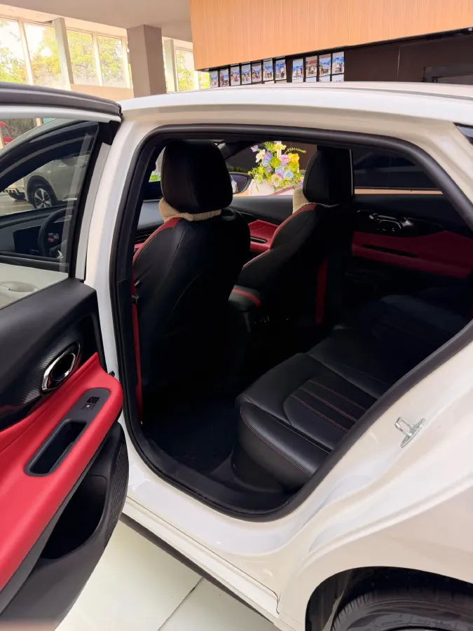 2021 GAC Trumpchi Empow 1.5T 177HP L4 7DCT,autocango,china used car exporter,china ev exporter,chinese used car exporter,chinese used ev exporter