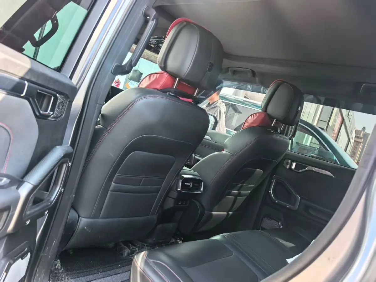 2023 Jetour Traveller 2.0T 254HP L4 7DCT,autocango,china used car exporter,china ev exporter,chinese used car exporter,chinese used ev exporter