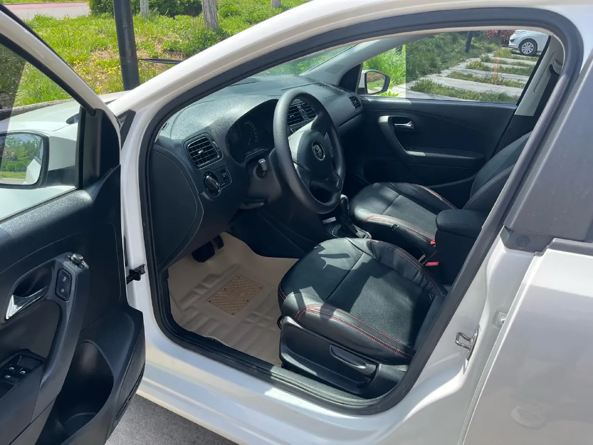 2018 ChangAn Eado 1.6L 128HP L4 6AT,autocango,china used car exporter,china ev exporter,chinese used car exporter,chinese used ev exporter