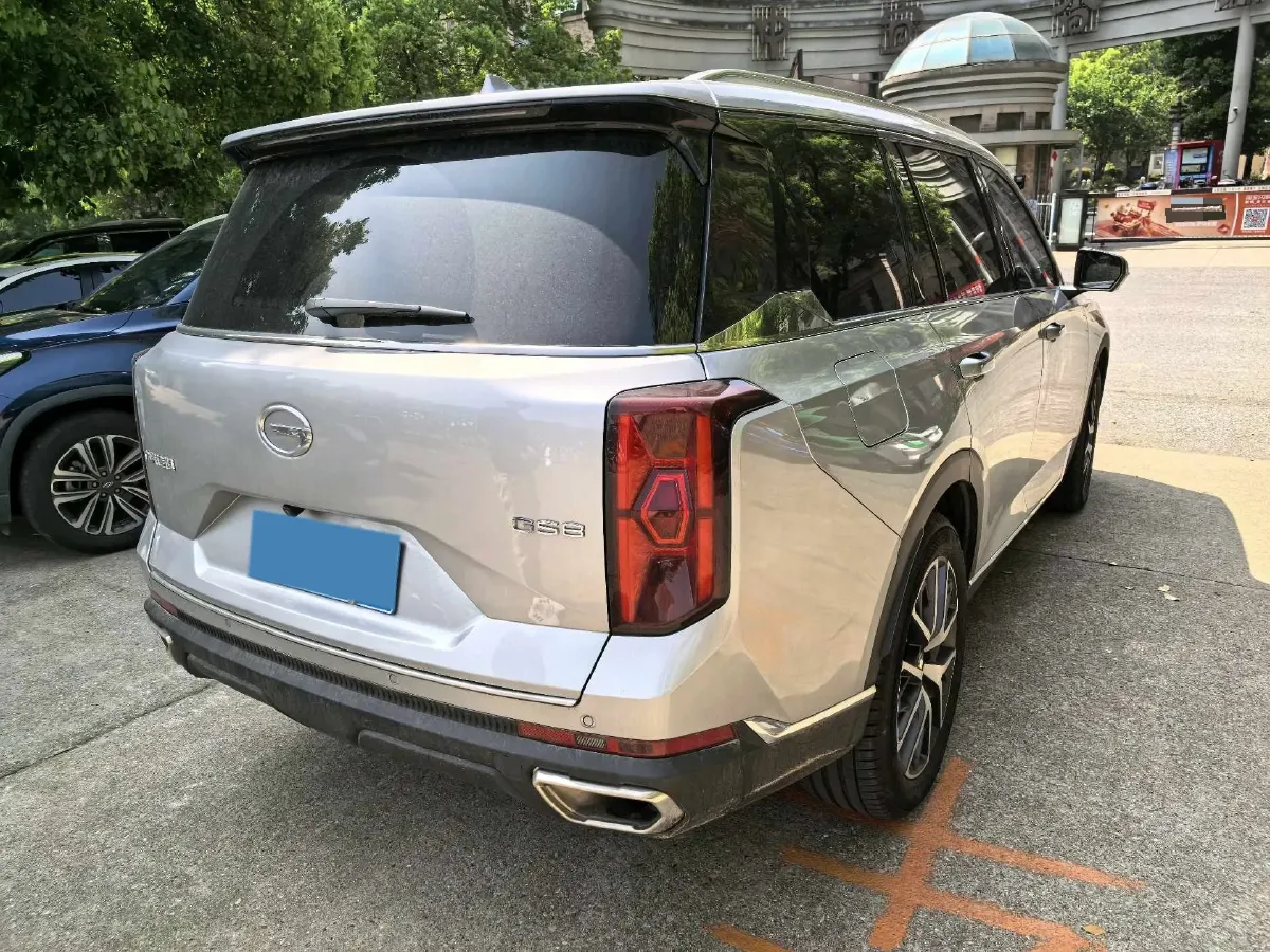 2022 GAC Trumpchi GS8 2.0T 252HP L4 8AT,autocango,china used car exporter,china ev exporter,chinese used car exporter,chinese used ev exporter