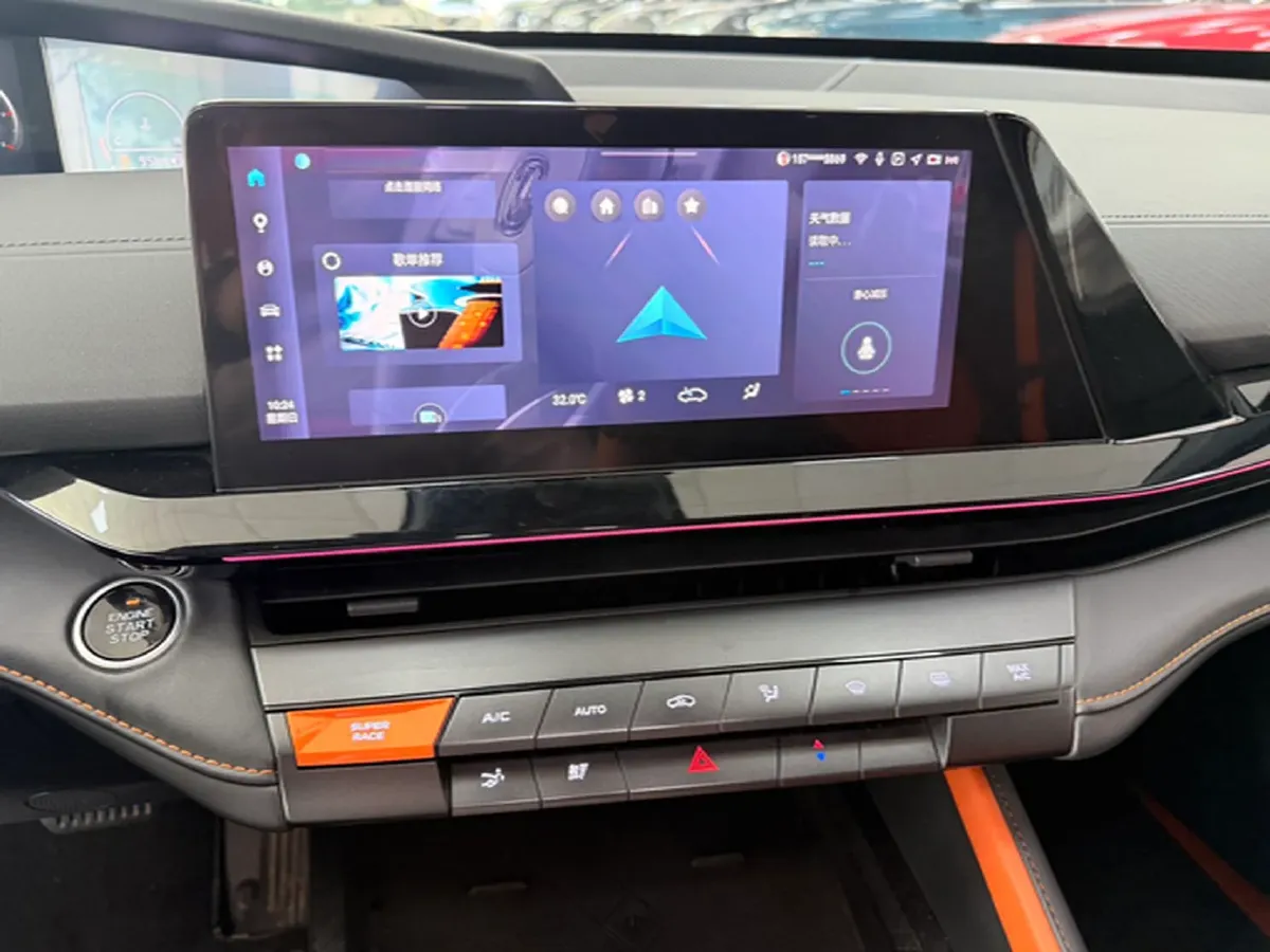 2022 ChangAn UNI-V 1.5T 188HP L4 7DCT,autocango,china used car exporter,china ev exporter,chinese used car exporter,chinese used ev exporter