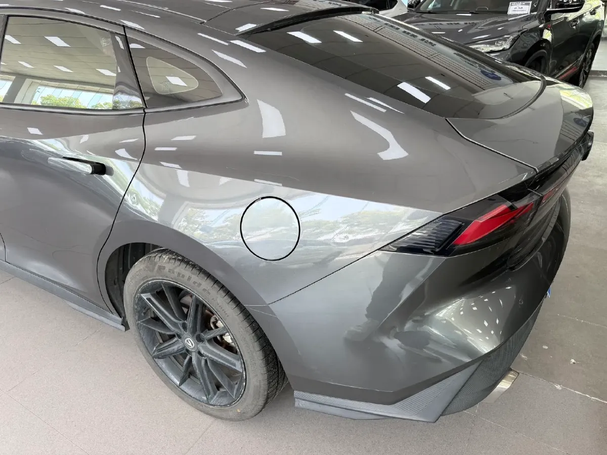 2022 ChangAn UNI-V 1.5T 188HP L4 7DCT,autocango,china used car exporter,china ev exporter,chinese used car exporter,chinese used ev exporter