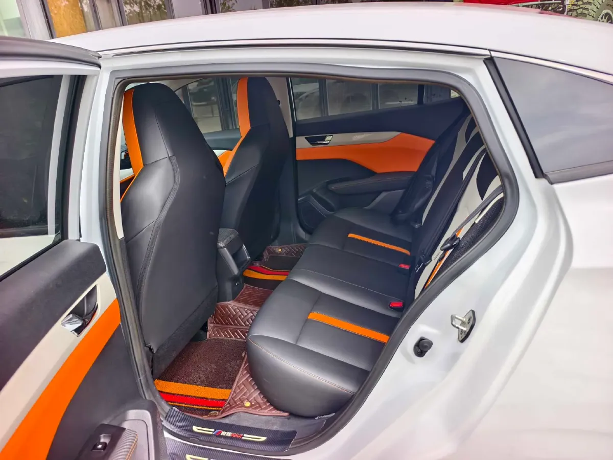 2023 DongFeng Aeolus YiXuan 1.5L 125HP L4 5MT,autocango,china used car exporter,china ev exporter,chinese used car exporter,chinese used ev exporter