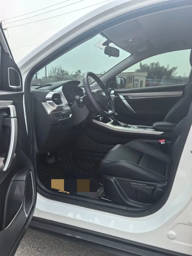 2025 Geely Coolray 1.5L 126HP L4 CVT,autocango,china used car exporter,china ev exporter,chinese used car exporter,chinese used ev exporter