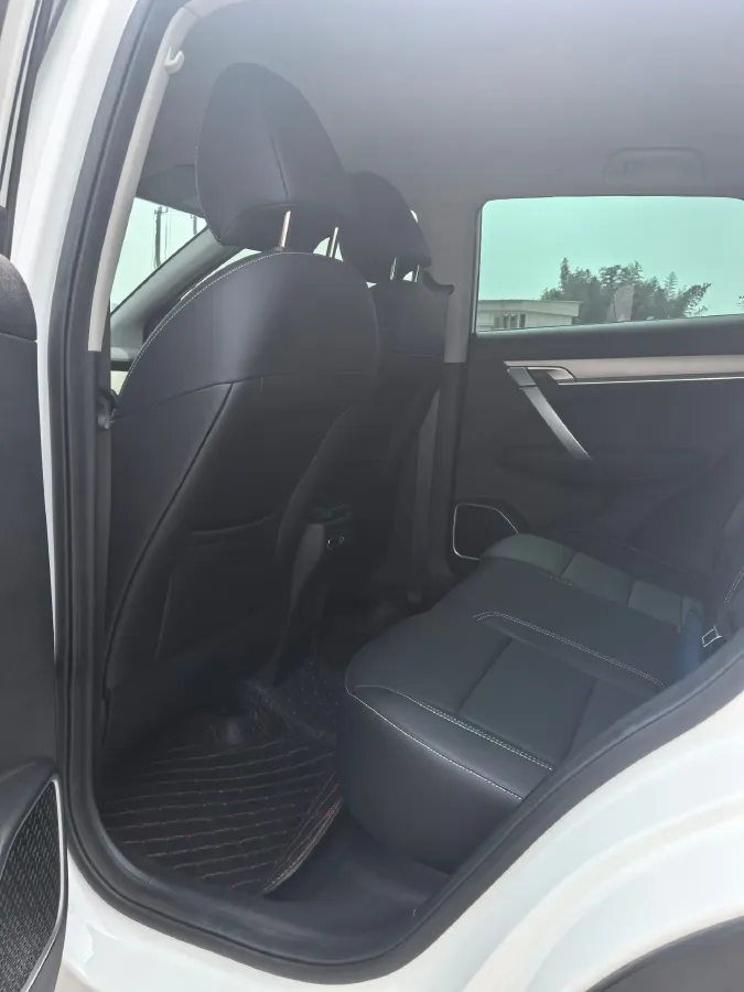 2025 Geely Coolray 1.5L 126HP L4 CVT,autocango,china used car exporter,china ev exporter,chinese used car exporter,chinese used ev exporter