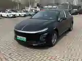 2025 HongQi E-QM5 BEV