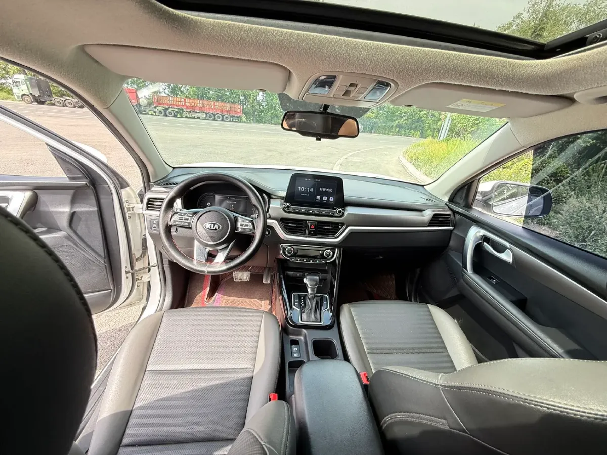 2018 Kia Sportage R 2.0L 160HP L4 6AT,autocango,china used car exporter,china ev exporter,chinese used car exporter,chinese used ev exporter