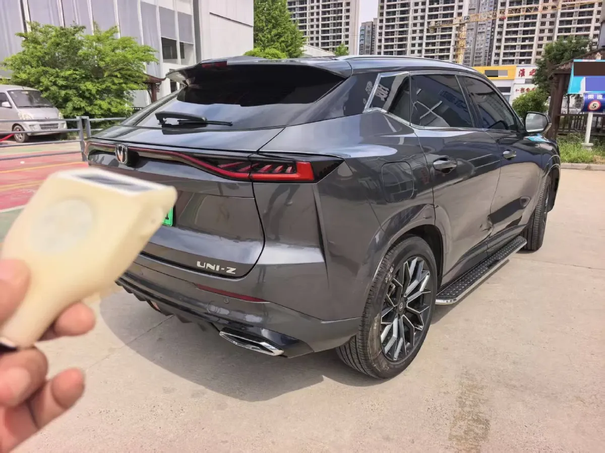 2024 ChangAn UNI-Z 1.5L 98HP L4 E-CVT PHEV 18.4KWH,autocango,china used car exporter,china ev exporter,chinese used car exporter,chinese used ev exporter